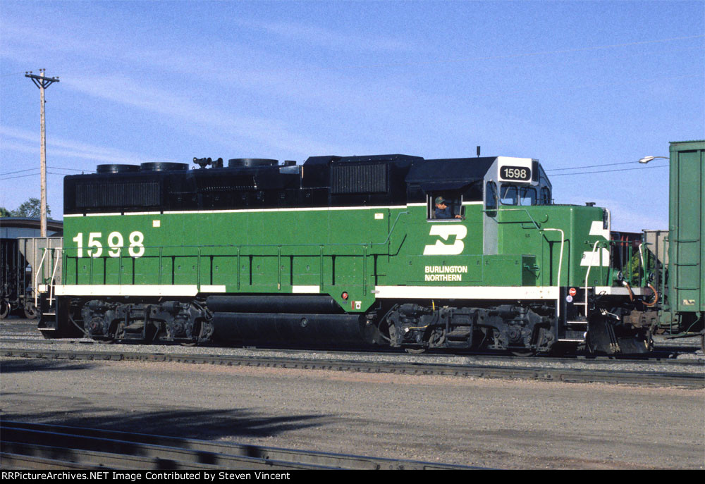 Burlington Northern MK GP28P BN #1598